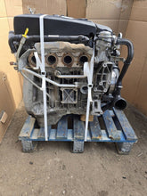 Load image into Gallery viewer, Motor Mercedes-Benz W204 271910 1.6 156PS 115kW 132TKm 2009 Benzin Komplett