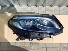 Laden Sie das Bild in den Galerie-Viewer, Frontscheinwerfer Mercedes-Benz W246 A2469066201 Rechts Scheinwerfer Headlight SCH8280878506qb