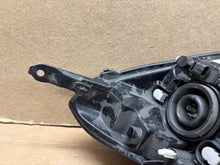 Laden Sie das Bild in den Galerie-Viewer, Frontscheinwerfer Renault Twingo II 260602496R Links Scheinwerfer Headlight SCH6764747415vc