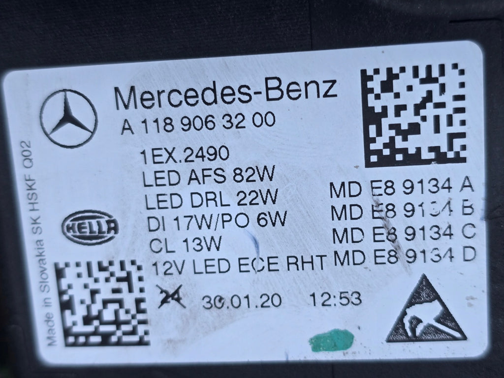 Frontscheinwerfer Mercedes-Benz Cla A1189063200 Rechts Scheinwerfer Headlight SCH4603828633za