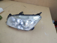 Laden Sie das Bild in den Galerie-Viewer, Frontscheinwerfer Toyota III Links Scheinwerfer Headlight SCH8806809636sq