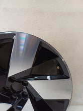 Laden Sie das Bild in den Galerie-Viewer, 1x Alufelge 20 Zoll 9.0&quot; 5x108 32143630 Volvo Xc40 Rim Wheel