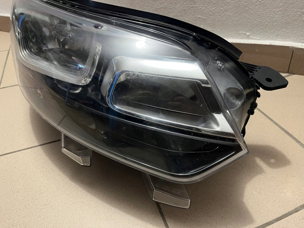 Frontscheinwerfer Citroën Jumpy Vivaro C 9808567680 Rechts Headlight SCH9568121426lf
