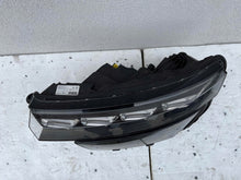 Load image into Gallery viewer, Frontscheinwerfer Skoda Kamiq Links Scheinwerfer Headlight SCH4748767120ep