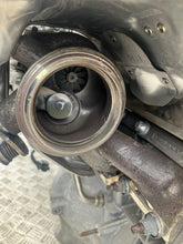 Load image into Gallery viewer, Motor Mercedes-Benz W177 282914 1.3 CGI 63TKm 2019 Benzin Engine Komplett