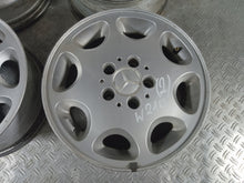 Laden Sie das Bild in den Galerie-Viewer, 4x Alufelge 15 Zoll 7.0" 5x112 Mercedes-Benz W210 Rim Wheel FEL9322277330eu