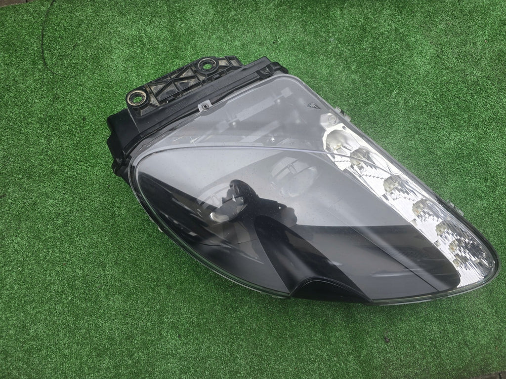 Frontscheinwerfer Aston Martin Vantage BD23-13W029-BB Rechts Headlight SCH6098934594vu