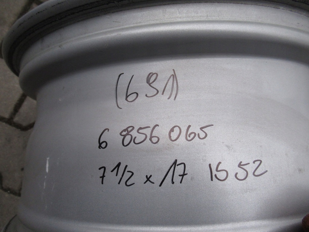 1x Alufelge 17 Zoll 7.5" 5x112 52ET Glanz Silber 6856065 BMW F39 X1 F48 FEL4367731633dr