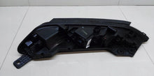 Laden Sie das Bild in den Galerie-Viewer, Frontscheinwerfer Hyundai Kona 92208J9000 LED Ein Stück (Rechts oder Links) SCH9040895658xb