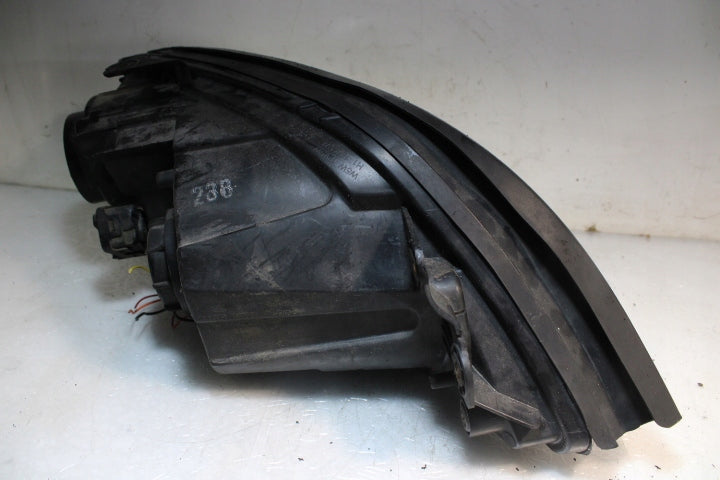 Frontscheinwerfer Kia Sorento I 921013E5XX Ein Stück (Rechts oder Links)