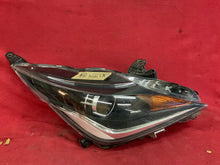 Load image into Gallery viewer, Frontscheinwerfer Toyota Aygo Rechts Scheinwerfer Headlight SCH6890340144qq