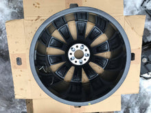 Load image into Gallery viewer, 1x Alufelge 20 Zoll 9.5" 5x112 50ET Glanz Grau A2134014500 Mercedes-Benz W213 Mg FEL6080380952uy