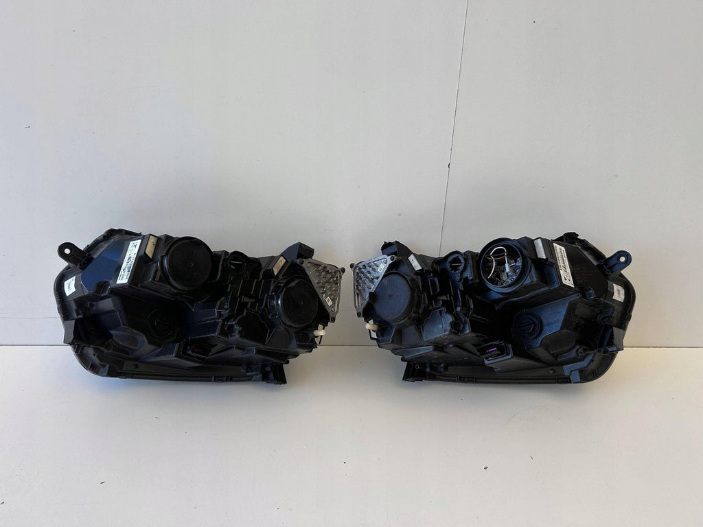 Frontscheinwerfer Dacia Duster 260101133R 260609367R Rechts oder Links