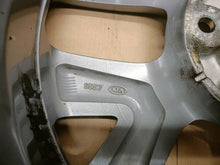 Load image into Gallery viewer, 1x Alufelge 17 Zoll 6.5" 5x114.3 40ET 52910-3W610 Kia Sportage Rim Wheel FEL5033007925em