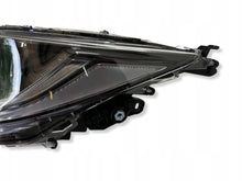 Laden Sie das Bild in den Galerie-Viewer, Frontscheinwerfer Toyota Corolla 8115002S70 Links Scheinwerfer Headlight SCH5172702786ce