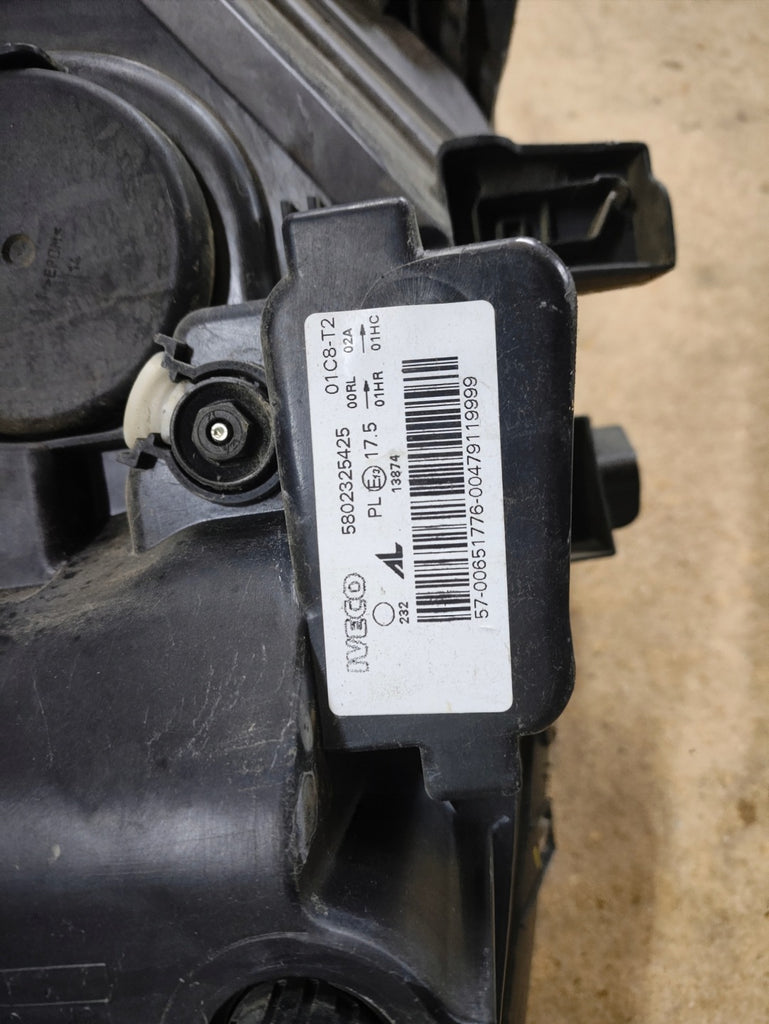 Frontscheinwerfer Iveco Daily IV 5802325425 Links Scheinwerfer Headlight SCH6072779203zs
