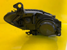 Laden Sie das Bild in den Galerie-Viewer, Frontscheinwerfer Maserati I 215798 Xenon Links Scheinwerfer Headlight SCH6321497267dr