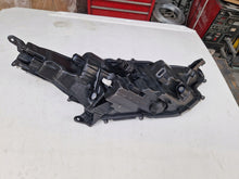 Load image into Gallery viewer, Frontscheinwerfer Toyota Yaris Full LED Links Scheinwerfer Headlight SCH4341880884vv