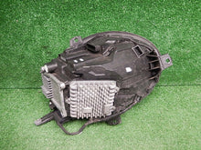 Laden Sie das Bild in den Galerie-Viewer, Frontscheinwerfer Mini F56 8738657 Links Scheinwerfer Headlight SCH8671929592kl