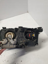 Laden Sie das Bild in den Galerie-Viewer, Frontscheinwerfer BMW E46 Xenon Links Scheinwerfer Headlight