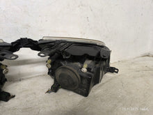 Laden Sie das Bild in den Galerie-Viewer, Frontscheinwerfer Ford Fusion Ein Satz Scheinwerfer Headlight SCH6143442753tb