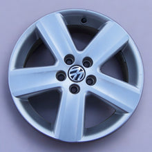 Laden Sie das Bild in den Galerie-Viewer, 1x Alufelge 16 Zoll 6.5&quot; 5x100 43ET Silber VW Polo Rim Wheel