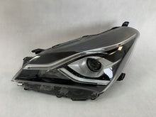 Load image into Gallery viewer, Frontscheinwerfer Toyota Yaris OD-197 Links Scheinwerfer Headlight SCH3480578212eb