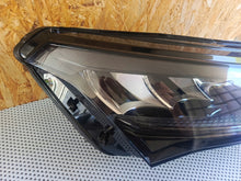 Laden Sie das Bild in den Galerie-Viewer, Frontscheinwerfer Skoda Enyaq 5LB941016 Full LED Rechts Scheinwerfer Headlight SCH9192760370nq