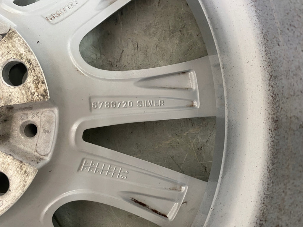 1x Alufelge 17 Zoll 8.0" 5x120 30ET Glanz Silber 6780720 BMW F11 F06 F10 F12 FEL5058830198as