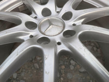 Laden Sie das Bild in den Galerie-Viewer, 4x Alufelge 17 Zoll 6.5" 5x112 49ET Glanz Silber A2464010102 Mercedes-Benz FEL6698272777in