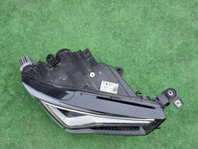 Laden Sie das Bild in den Galerie-Viewer, Frontscheinwerfer Seat Ateca 576941032B Rechts Scheinwerfer Headlight SCH7928691546yq