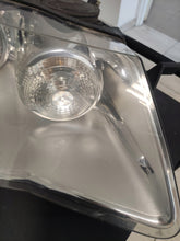Laden Sie das Bild in den Galerie-Viewer, Frontscheinwerfer Audi A6 C6 Touareg 7L6941032C Xenon Rechts oder Links
