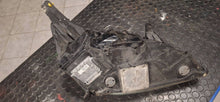 Laden Sie das Bild in den Galerie-Viewer, Frontscheinwerfer Opel Vectra C 13251941 89312431 Links Scheinwerfer Headlight SCH6705310027tv