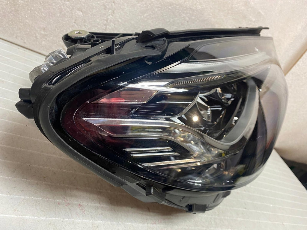 Frontscheinwerfer Mercedes-Benz W205 A2059067006 LED Rechts Headlight SCH3628380550rc