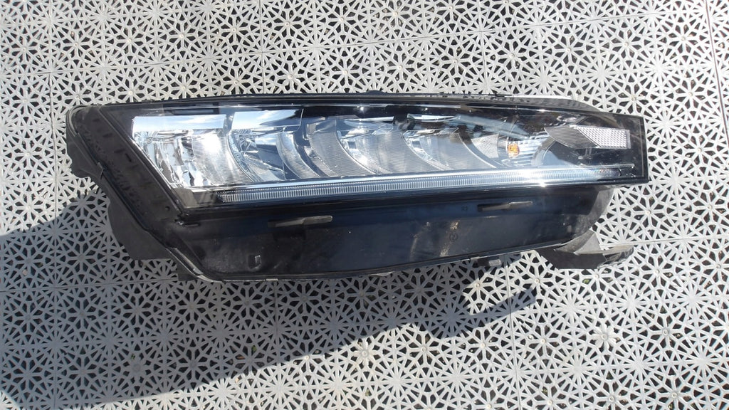 Frontscheinwerfer Skoda Octavia IV 5E4941016 Full LED Rechts Headlight SCH9455211357eg