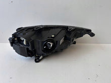 Laden Sie das Bild in den Galerie-Viewer, Frontscheinwerfer Audi A1 82A941033F Links Scheinwerfer Headlight SCH7903002511ly