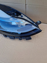 Laden Sie das Bild in den Galerie-Viewer, Frontscheinwerfer Tesla Model 3 151495300-D FULL LED Rechts Headlight