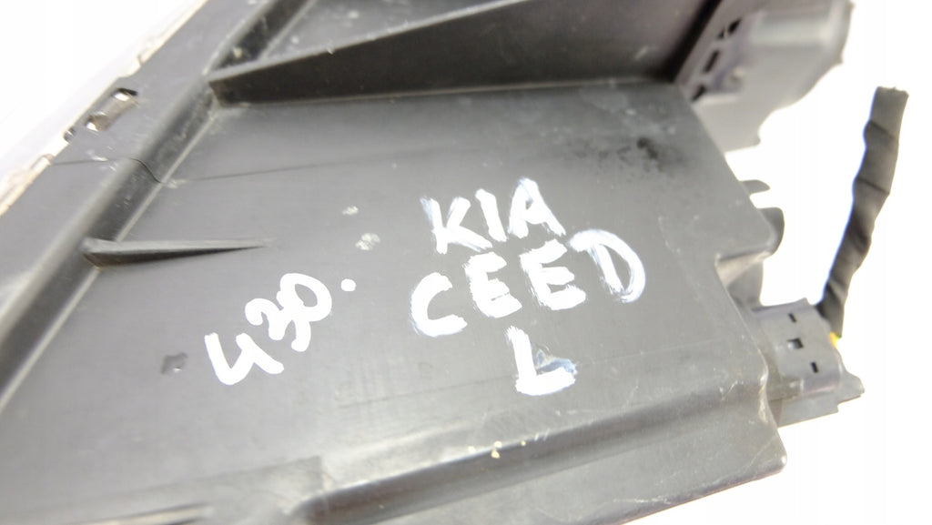 Frontscheinwerfer Kia Ceed Links Scheinwerfer Headlight