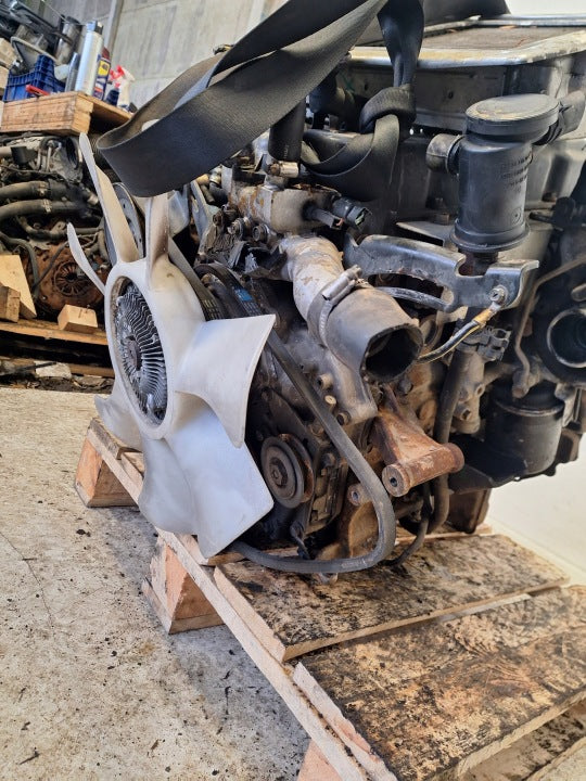 Motor Nissan Terrano II TD27TI 2.7 TDI 125PS 92kW 205TKm Benzin Engine Komplett MOT2106511649cp