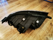 Laden Sie das Bild in den Galerie-Viewer, Frontscheinwerfer VW T6 7E1941005A 9007293105 V90072931 Links Headlight