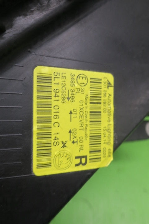 Frontscheinwerfer Skoda Yeti 5L1941016C Xenon Rechts Scheinwerfer Headlight