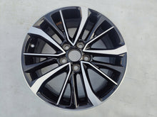 Laden Sie das Bild in den Galerie-Viewer, 1x Alufelge 17 Zoll 7.0&quot; 5x114.3 45ET 509100323 Toyota Corolla Verso Avensis