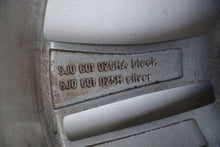 Laden Sie das Bild in den Galerie-Viewer, 1x Alufelge 17 Zoll 7.0&quot; 5x100 41ET 5J0601025HA Skoda Fabia Ii Rim Wheel