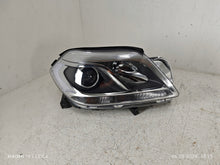 Load image into Gallery viewer, Frontscheinwerfer Mercedes-Benz W166 A1668202261 Rechts Scheinwerfer Headlight SCH6430345148rw