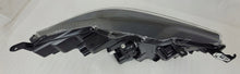 Laden Sie das Bild in den Galerie-Viewer, Frontscheinwerfer Toyota Yaris Full LED Links Scheinwerfer Headlight SCH2364011425le