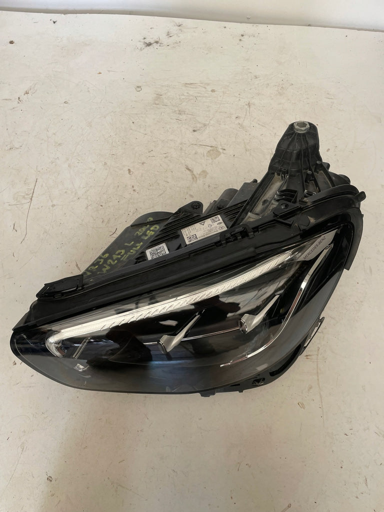 Frontscheinwerfer Mercedes-Benz W213 A2139067509 A2139064910 LED Links Headlight SCH2347747667ki