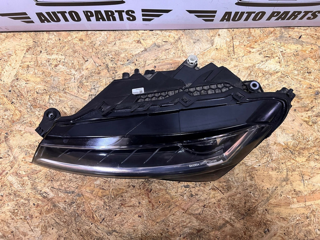 Frontscheinwerfer Skoda Superb 3V1941015D LED Links Scheinwerfer Headlight SCH2304922674ik