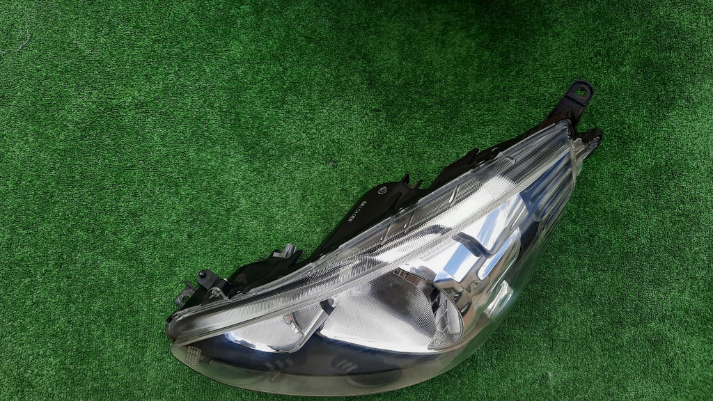 Frontscheinwerfer Mitsubishi Space Star Links Scheinwerfer Headlight