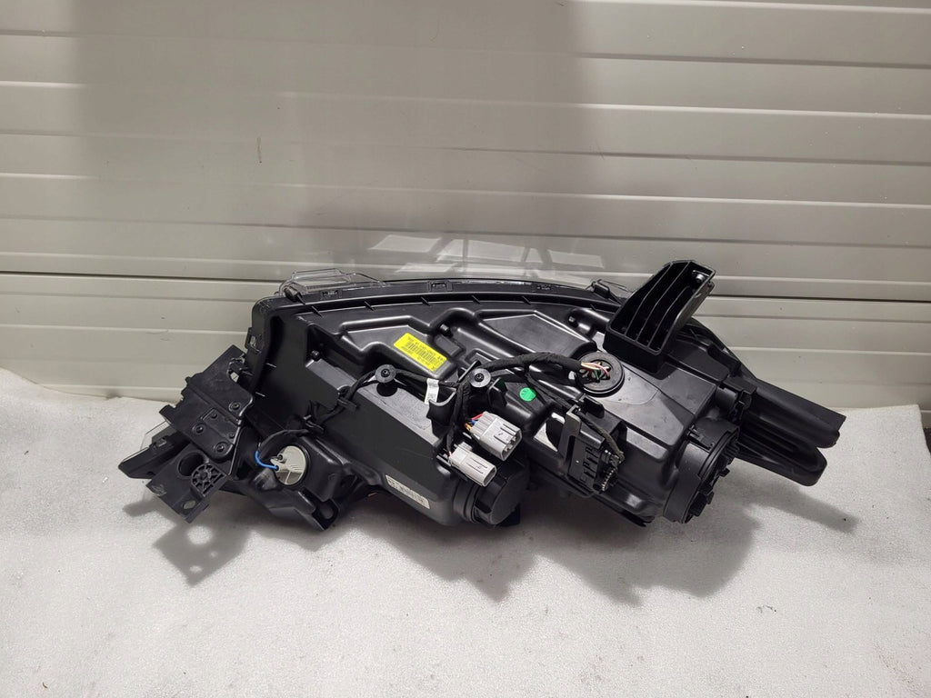 Frontscheinwerfer Mitsubishi Outlander III 8301C8-63 LED Links Headlight SCH6352141407bf