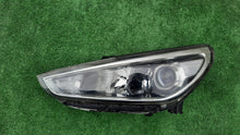 Laden Sie das Bild in den Galerie-Viewer, Frontscheinwerfer Hyundai I30 III G4921-22010 Halogen Links Headlight